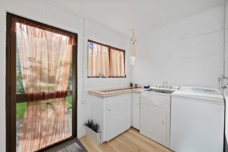 Photo of property in 5 Amelia Crescent, Waikawa, Picton, 7220