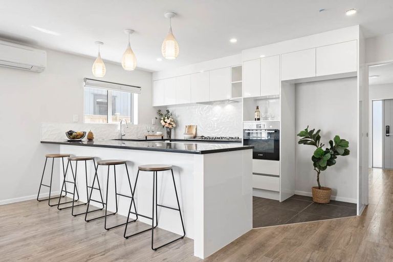 Photo of property in 11 Camp X Place, Whenuapai, Auckland, 0618