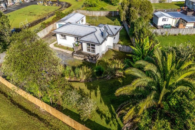 Photo of property in 19 Neumann Street, Kawakawa, 0210