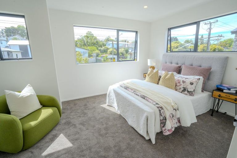 Photo of property in 3/81 Vodanovich Road, Te Atatu South, Auckland, 0610