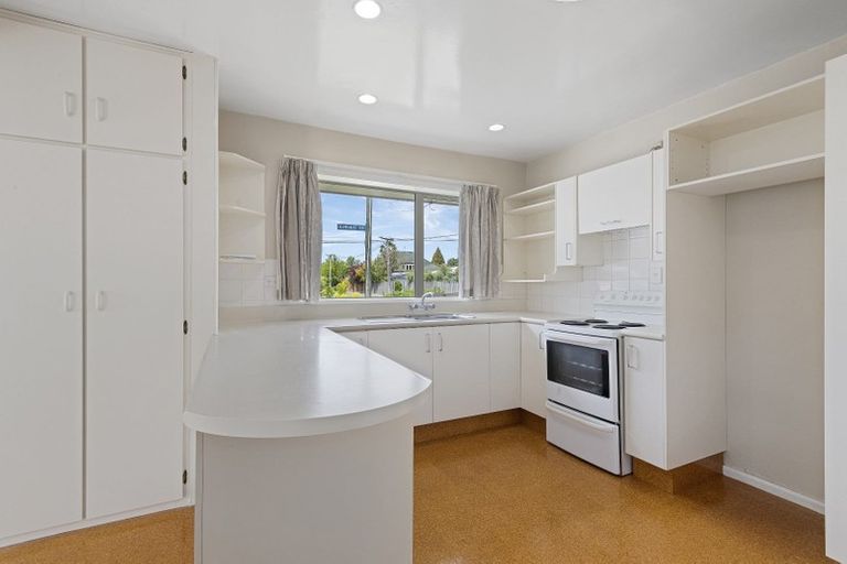 Photo of property in 29 Gleneagles Terrace, Ilam, Christchurch, 8053