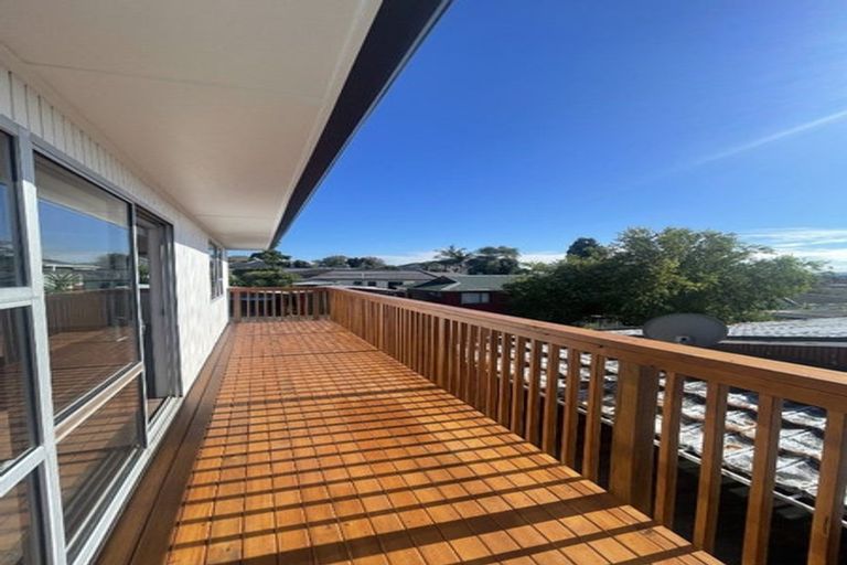 Photo of property in 1/54 Lynwood Road, New Lynn, Auckland, 0600