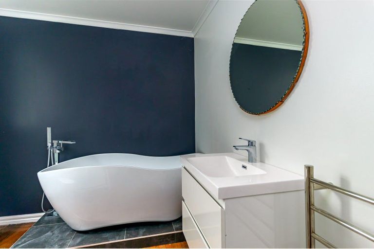 Photo of property in 128 Talbot Street, Geraldine, 7930