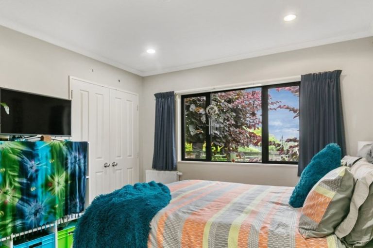 Photo of property in 2 Julies Way, Rangatira Park, Taupo, 3330