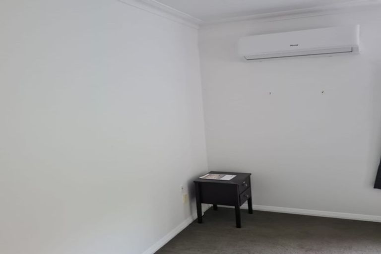 Photo of property in 97 Avenue North Road, Levin, 5510