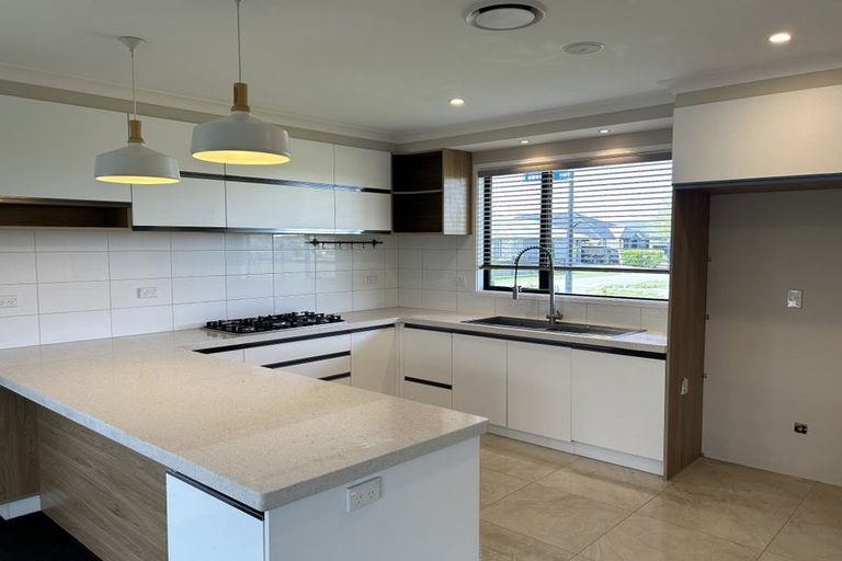 Photo of property in 19 Lawrence Drive, Rolleston, 7614