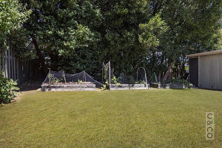 Photo of property in 492 West Coast Road, Glen Eden, Auckland, 0602