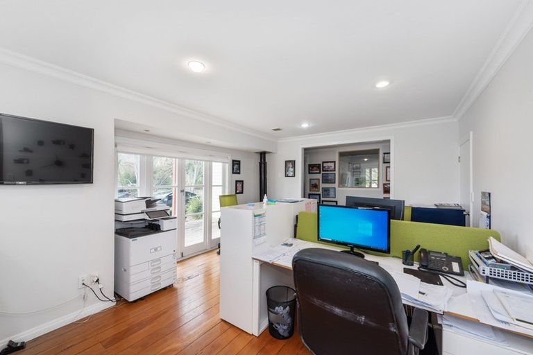 Photo of property in 240 Sutton Road, Drury, 2113