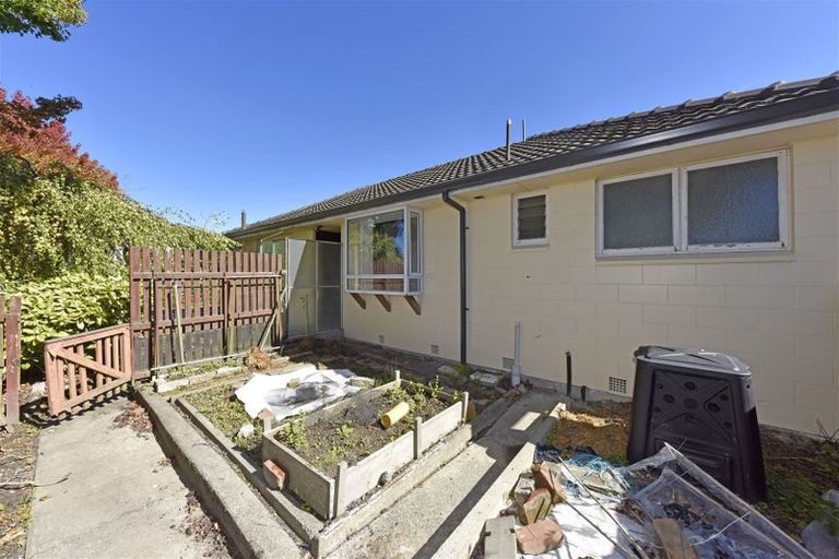 Photo of property in 1 Westmont Street, Ilam, Christchurch, 8041