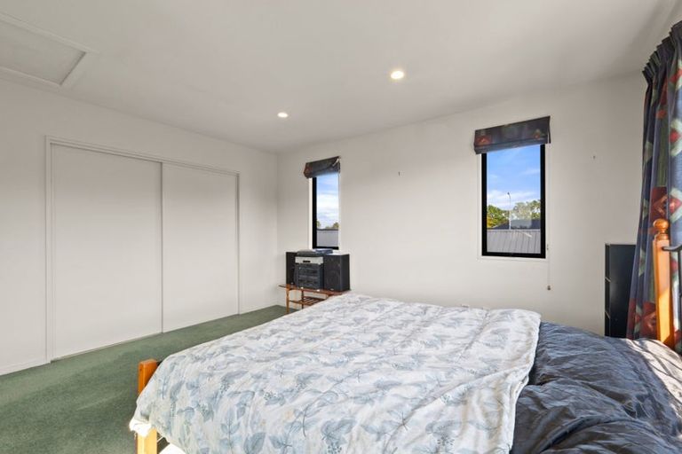 Photo of property in 75 Sarabande Avenue, Redwood, Christchurch, 8051