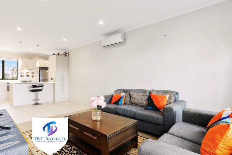 Photo of property in 14 Kamana Road, Flat Bush, Auckland, 2019