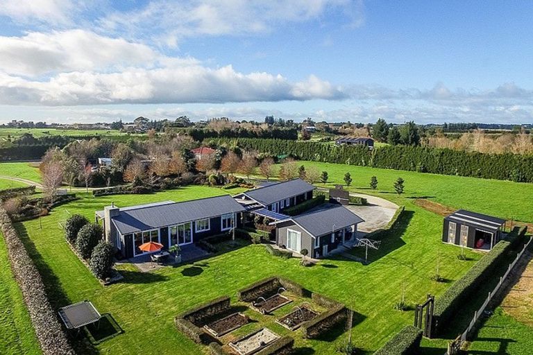 Photo of property in 50a Richmond Road, Brixton, New Plymouth, 4373