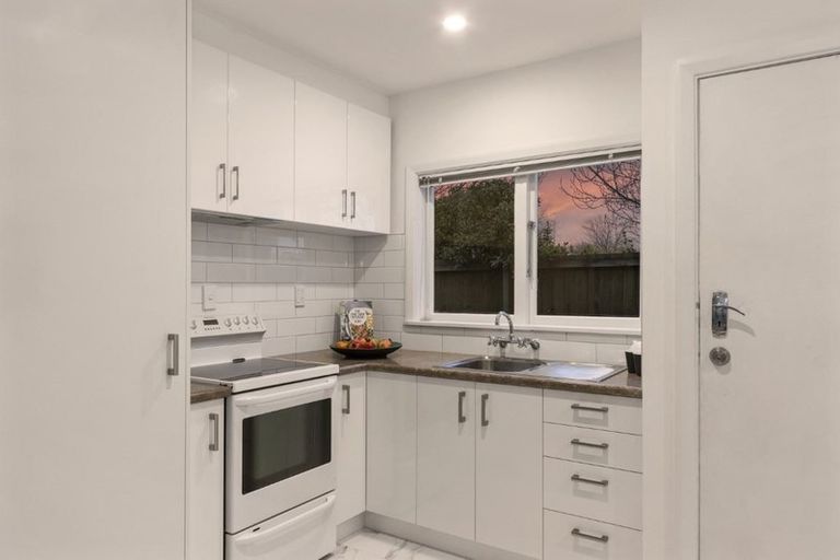 Photo of property in 2/208 Bealey Avenue, Christchurch Central, Christchurch, 8013