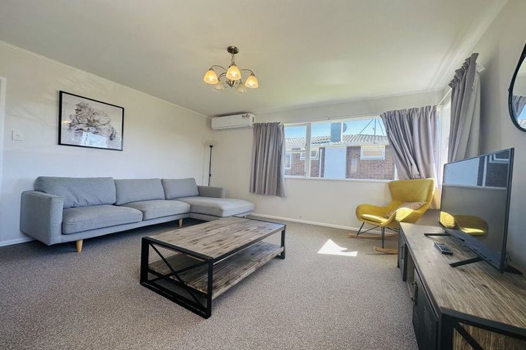 Photo of property in 10 Winsford Street, Manurewa, Auckland, 2102