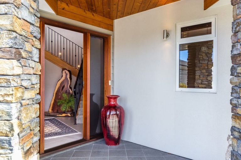 Photo of property in 19 Magnolia Rise, Waipahihi, Taupo, 3330