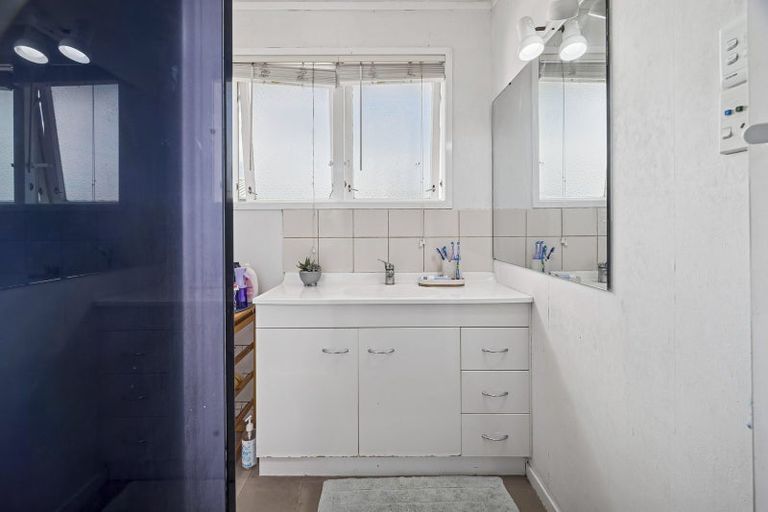 Photo of property in 18 Tennyson Drive, Owhata, Rotorua, 3010