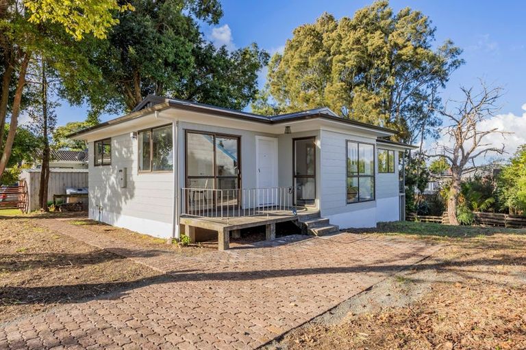 Photo of property in 9 Luanda Drive, Ranui, Auckland, 0612