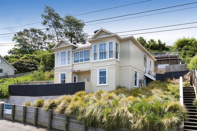 Photo of property in 66 Lonsdale Street, Belleknowes, Dunedin, 9011