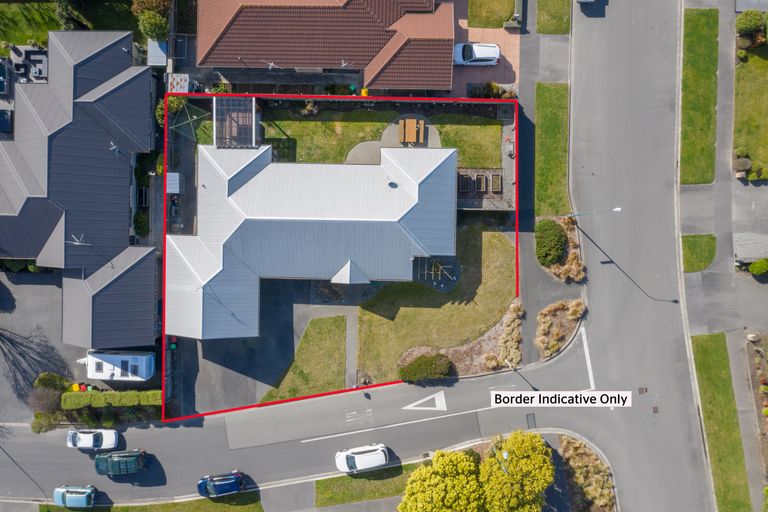 Photo of property in 2 Evergreen Place, Parklands, Christchurch, 8083