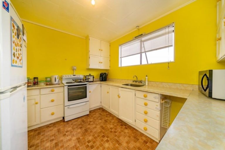 Photo of property in 27a Gemstone Drive, Birchville, Upper Hutt, 5018