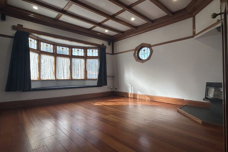 Photo of property in 15 Rolleston Street, Mount Cook, Wellington, 6021