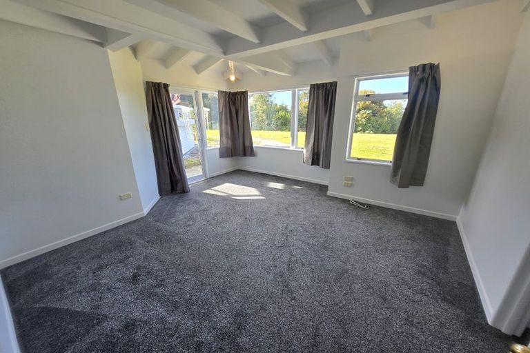 Photo of property in 332e Redoubt Road, Totara Park, Auckland, 2019