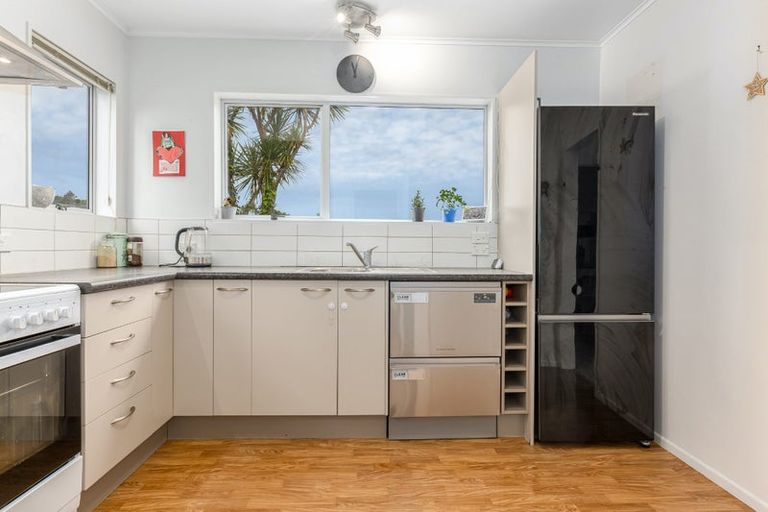 Photo of property in 58 Eskdale Road, Papakowhai, Porirua, 5024