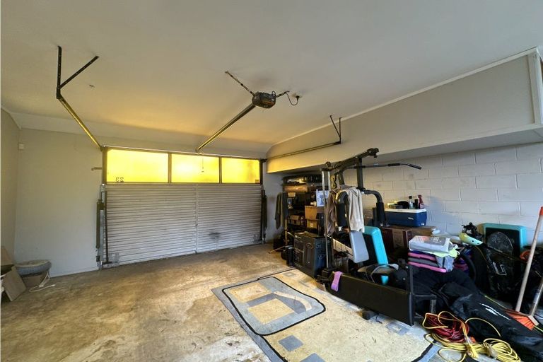 Photo of property in 23 Madill Road, St Andrews, Hamilton, 3200