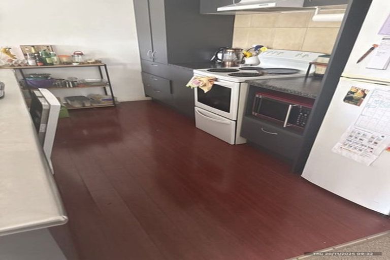 Photo of property in 132 Wallace Street, Mount Cook, Wellington, 6021