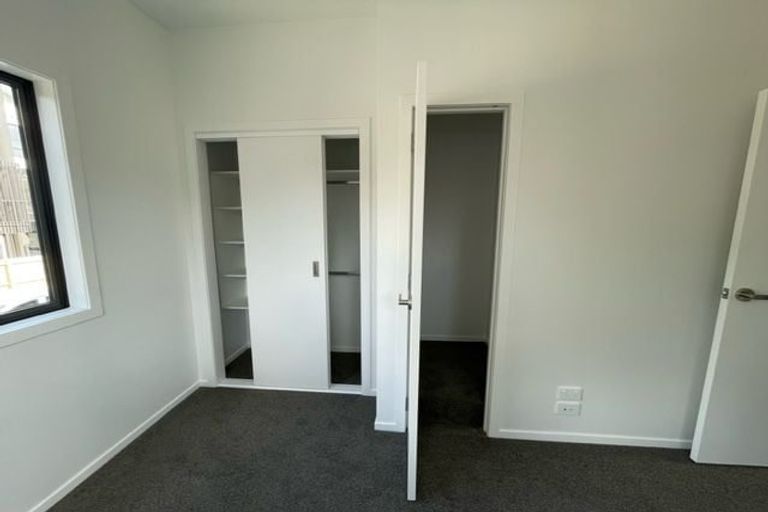 Photo of property in 27/28 Westgate Drive, Westgate, Auckland, 0614
