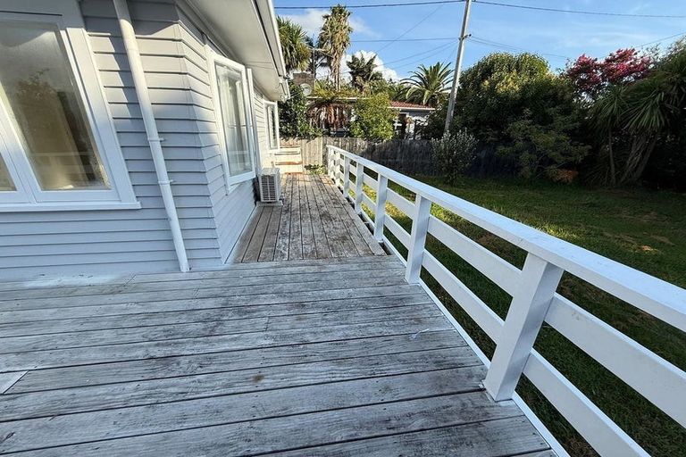 Photo of property in 177 State Highway 16, Whenuapai, Auckland, 0814