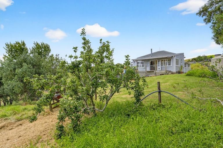 Photo of property in 24a Waterview Crescent, Kaiwaka, 0573