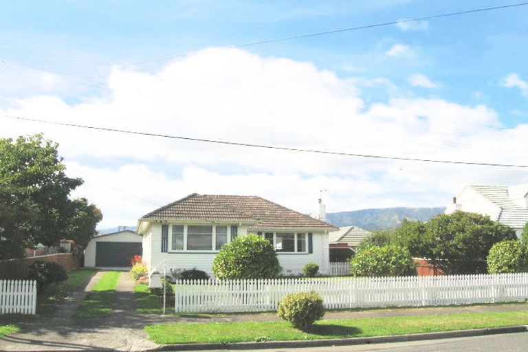 Photo of property in 11 Kelly Grove, Elderslea, Upper Hutt, 5018