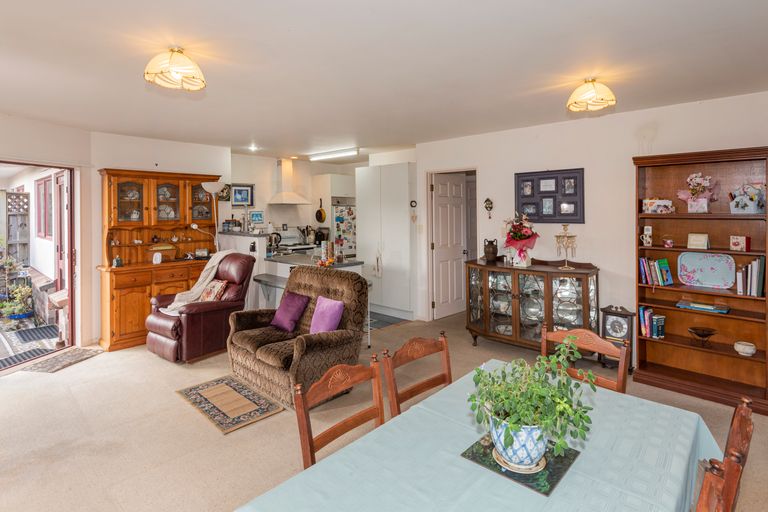 Photo of property in 5c Raumati Crescent, Onerahi, Whangarei, 0110