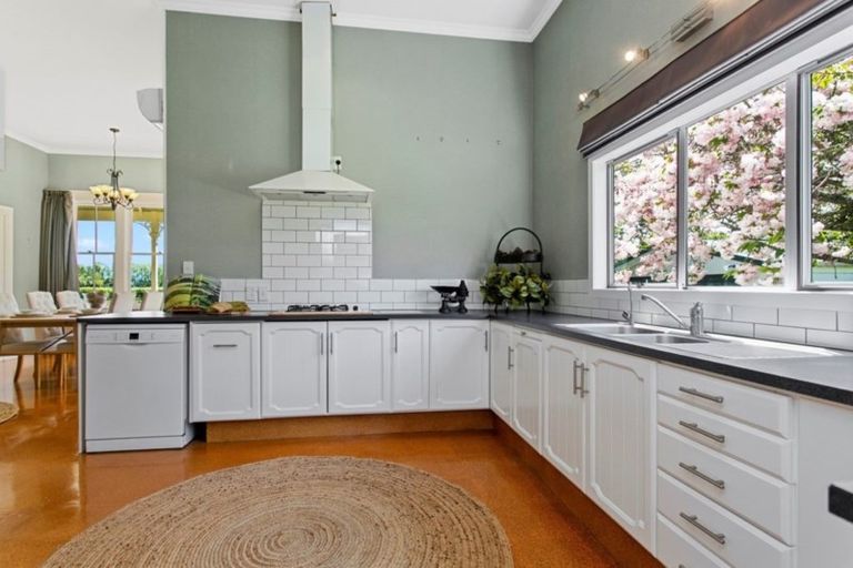 Photo of property in 206 Fencourt Road, Cambridge, 3493