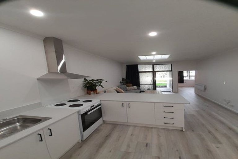 Photo of property in 2/63 Kamo Road, Regent, Whangarei, 0112