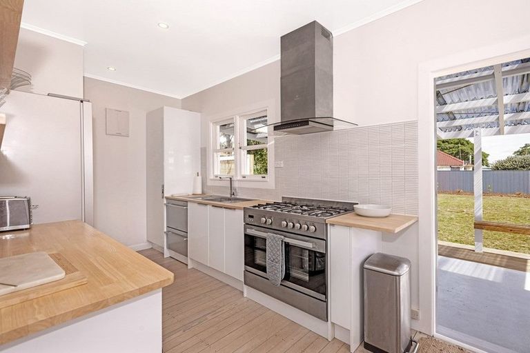 Photo of property in 82 Atkinson Street, Mangapapa, Gisborne, 4010