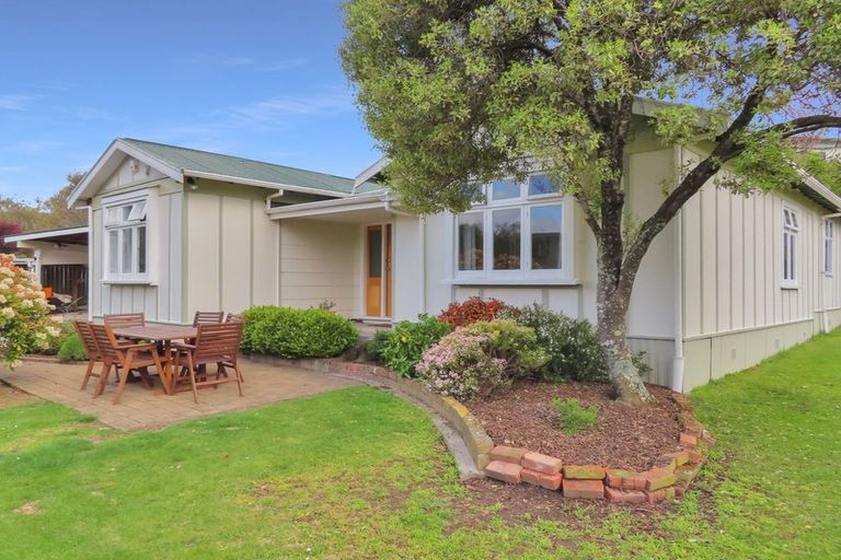 Photo of property in 30a Whitemans Road, Silverstream, Upper Hutt, 5019