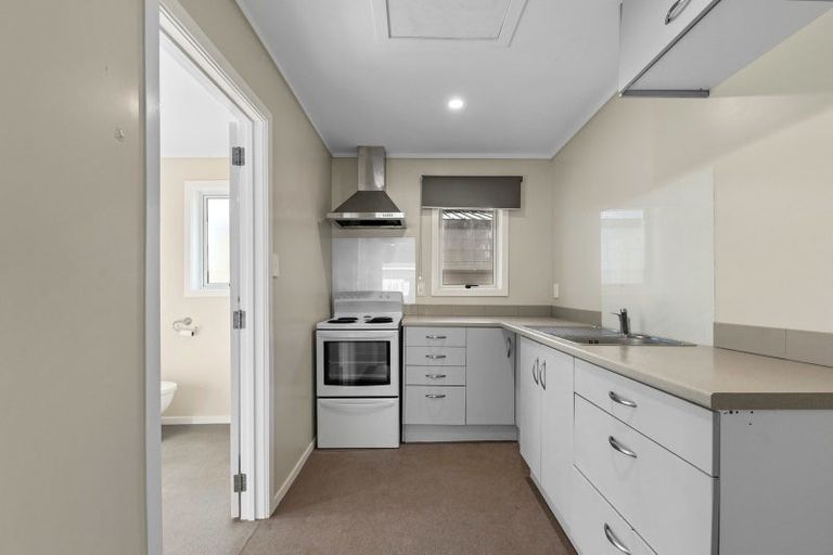 Photo of property in 28 Koutu Road, Koutu, Rotorua, 3010