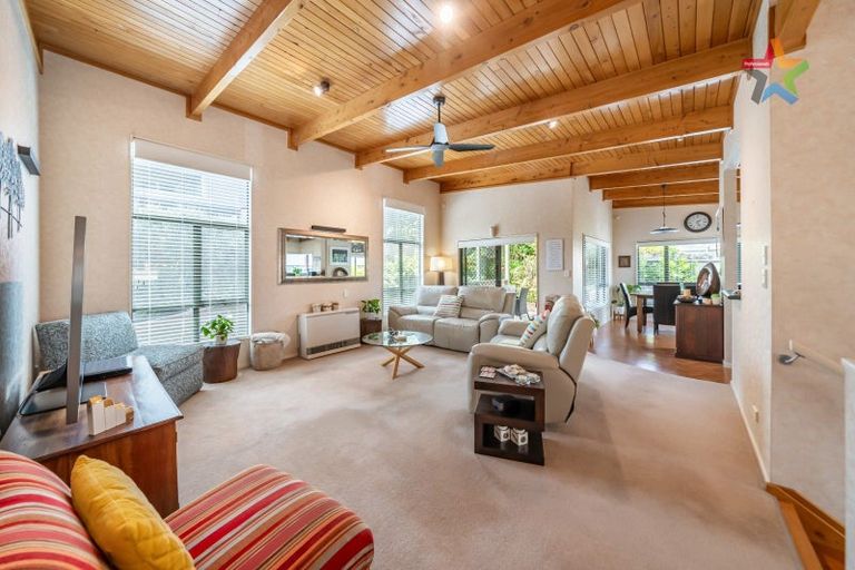 Photo of property in 14a Pekanga Road, Normandale, Lower Hutt, 5010