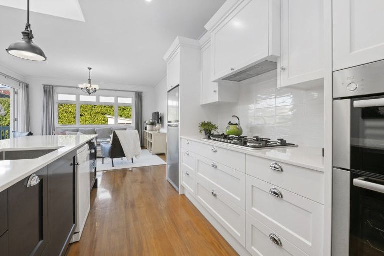 Photo of property in 7 Bruce Street, Northcote Point, Auckland, 0627