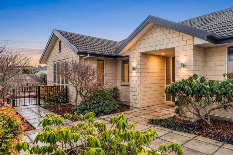 Photo of property in 65 Westpark Drive, Burnside, Christchurch, 8053