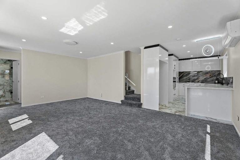 Photo of property in 14a Graeme Avenue, Mangere East, Auckland, 2024
