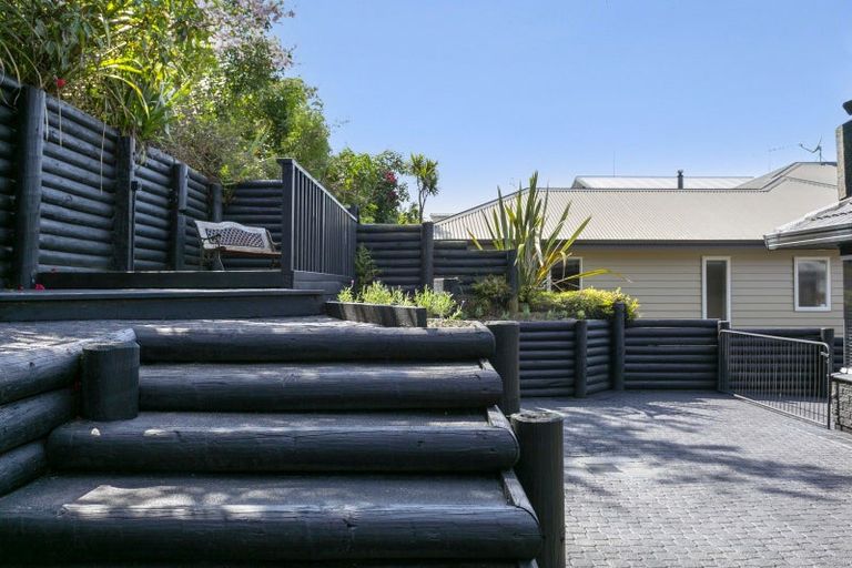 Photo of property in 86 Wakeman Road, Acacia Bay, Taupo, 3330