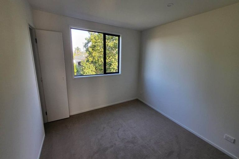 Photo of property in 38 Clay Works Lane, New Lynn, 0600