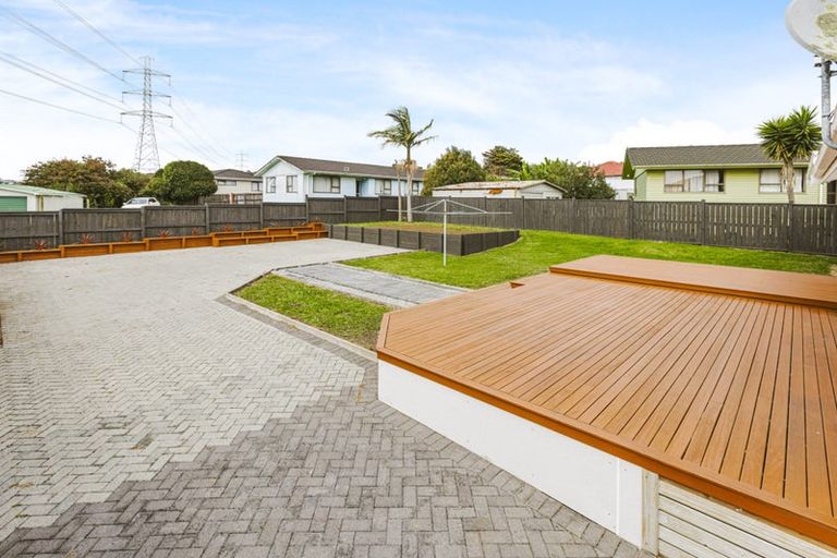 Photo of property in 34 Dissmeyer Drive, Clover Park, Auckland, 2019