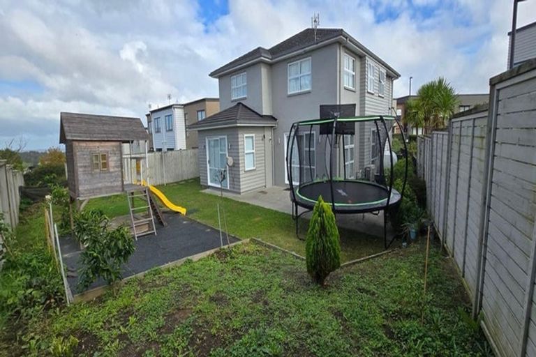 Photo of property in 58 Matairangi Avenue, Totara Heights, Auckland, 2105