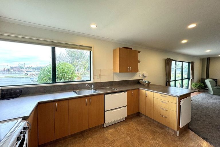 Photo of property in 10 Lanark Street, Balclutha, 9230