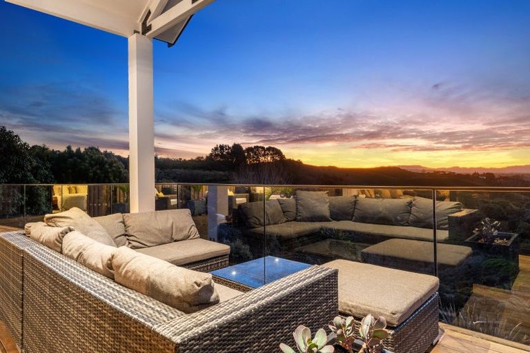 Photo of property in 31 Roger Guy Place, Welcome Bay, Tauranga, 3175