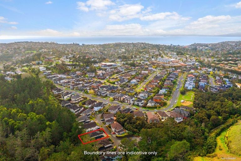 Photo of property in 56 Harrowglen Drive, Northcross, Auckland, 0630